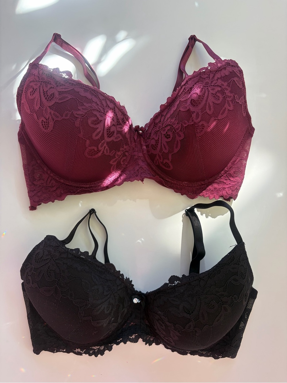 2 pack bundle Lace Women's Underwire Bra Wine and Black sized 38D